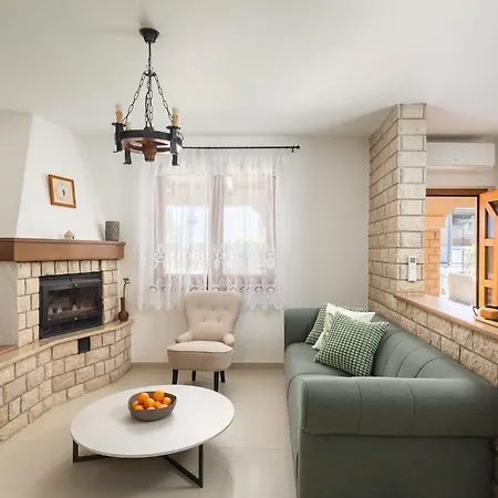 1931 Villa *